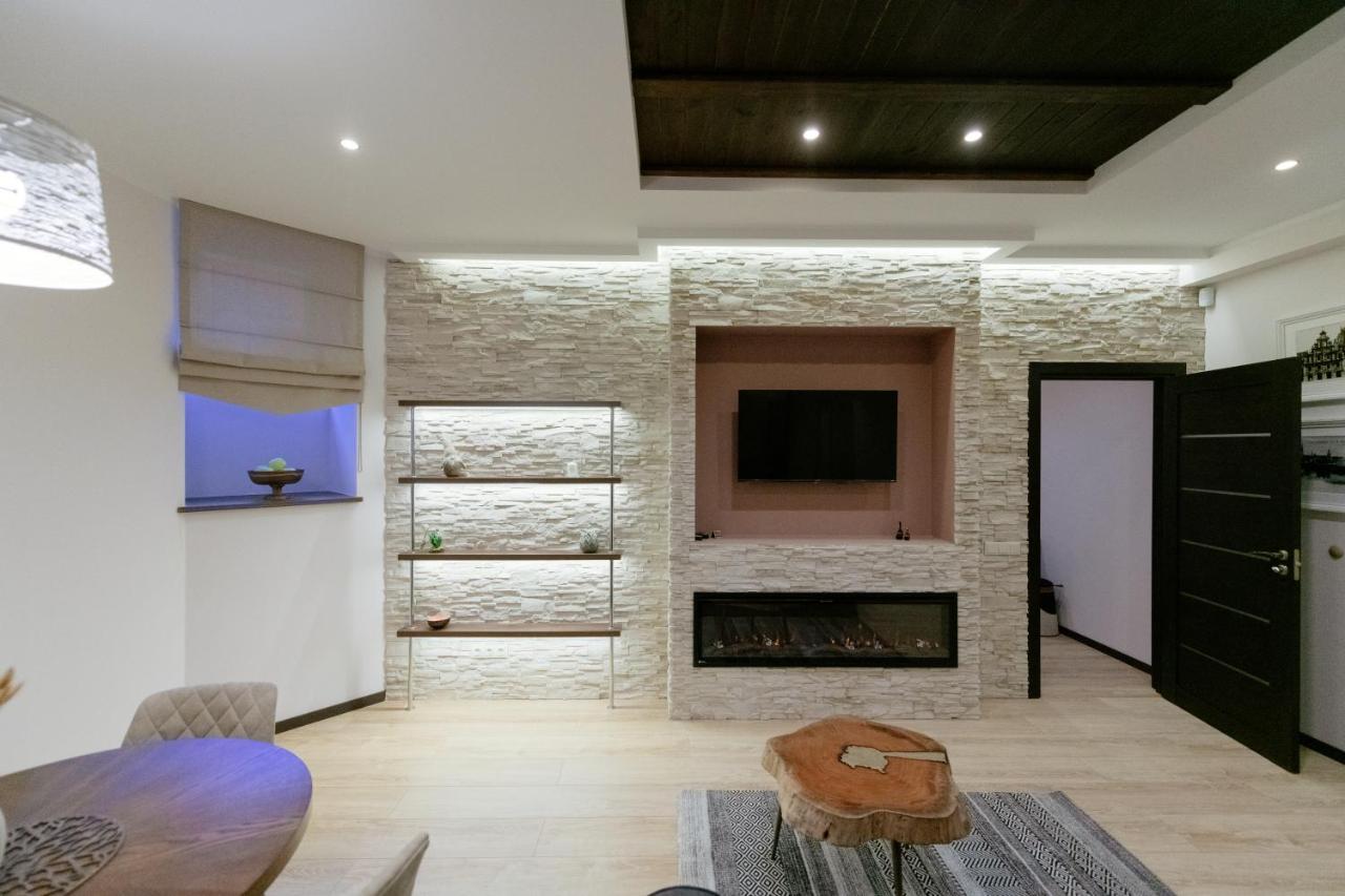 Riga Premium Apartments - Ground Floor With Separate Entrance 외부 사진